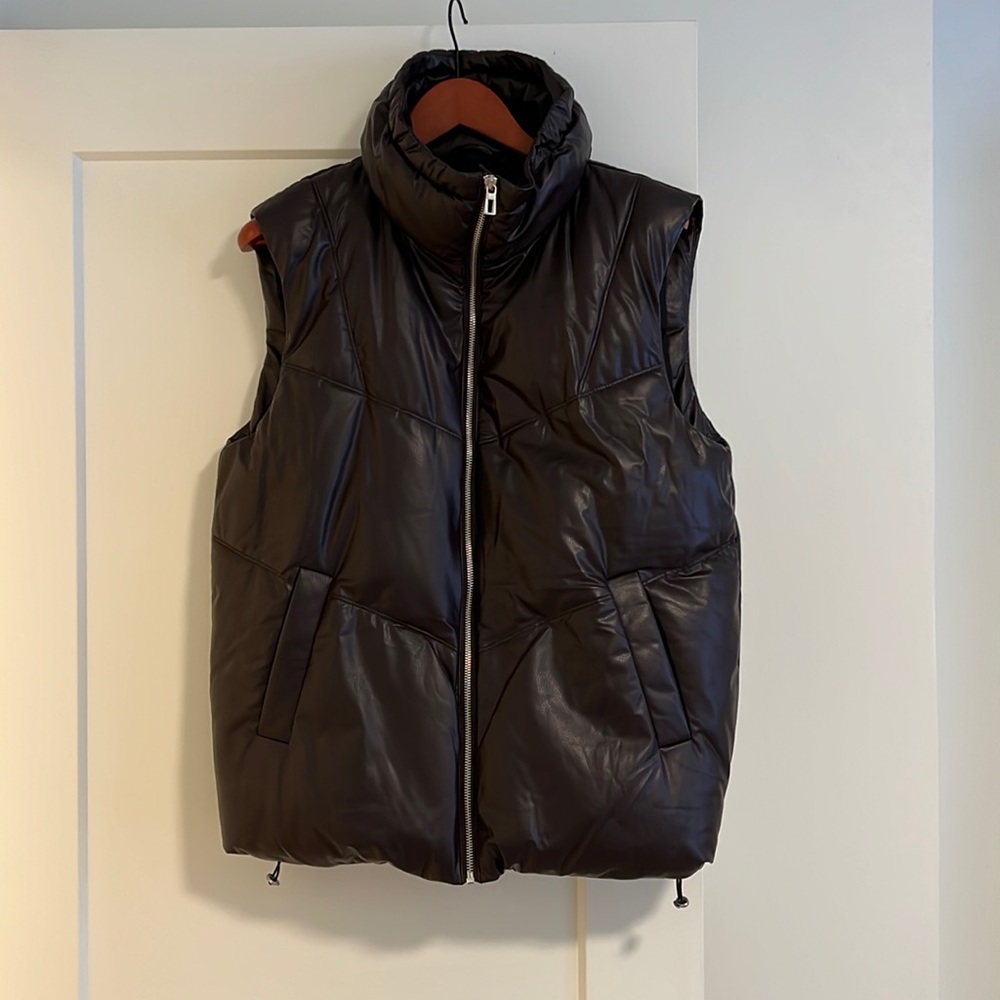 Zara Faux Leather Vest. Women’s, size xs/s.